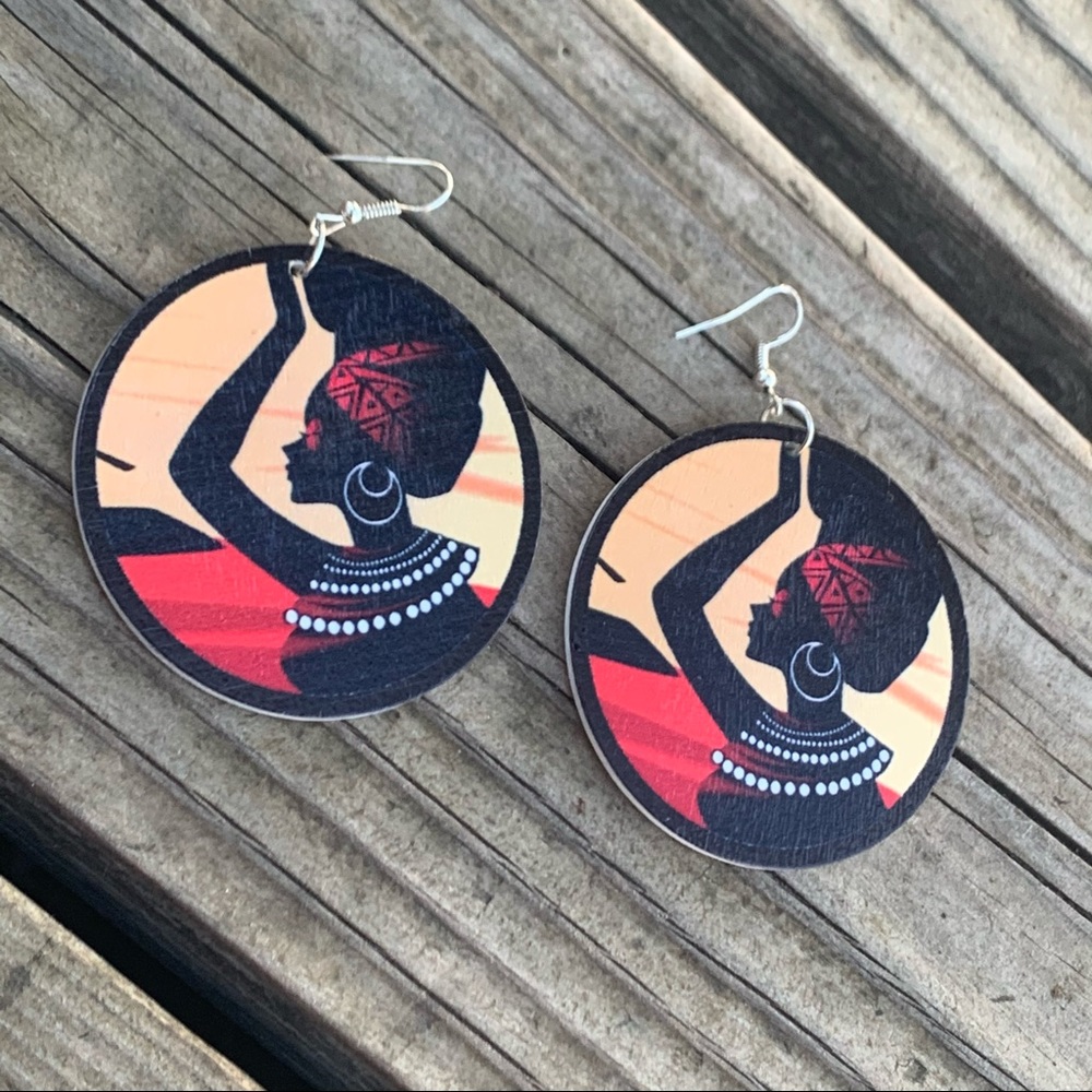 Black Queen - AFRICAN Wood Earrings With Gift Bag